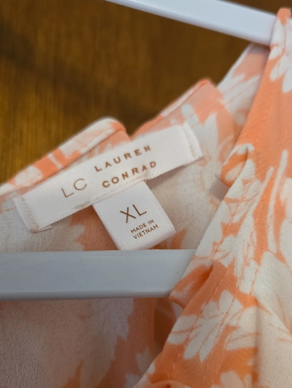Lauren Conrad Blouse - Picture 2 of 6